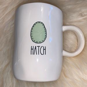 Rae Dunn hatch easter egg mug.